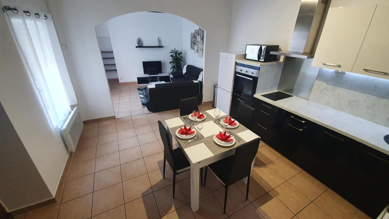 Apartament La Caverne De La Rose D'Or Orange  Zewnętrze zdjęcie